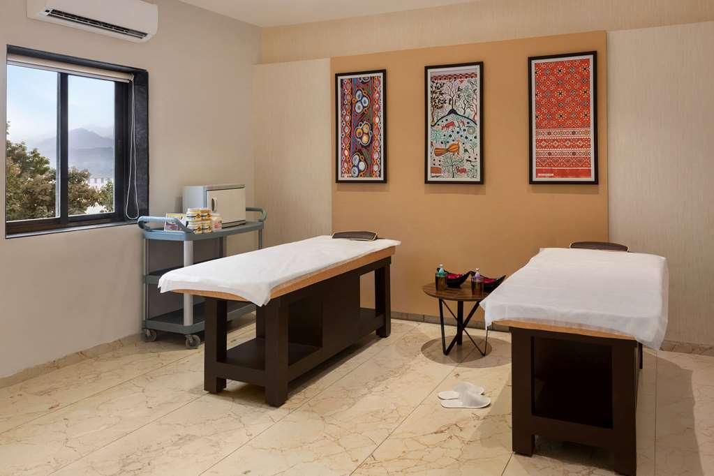 Ramada Encore By Wyndham Statue Of Unity Kevadia Facilities photo